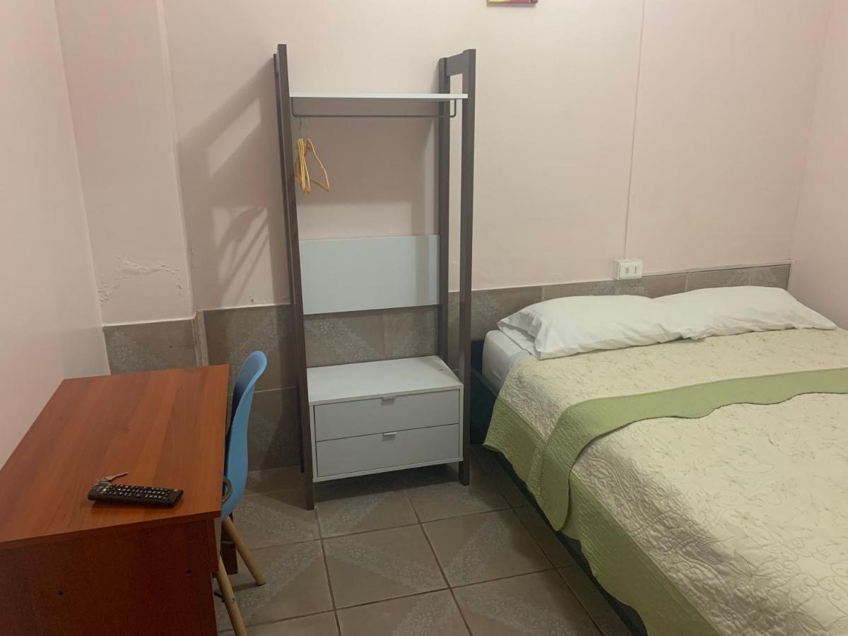 Hostal Iria أنتوفاغاستا المظهر الخارجي الصورة